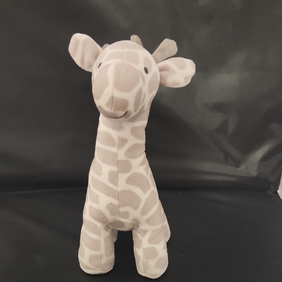 Carter's Wind-up Giraffe Plush Plays Lullaby - Picture 3 of 3